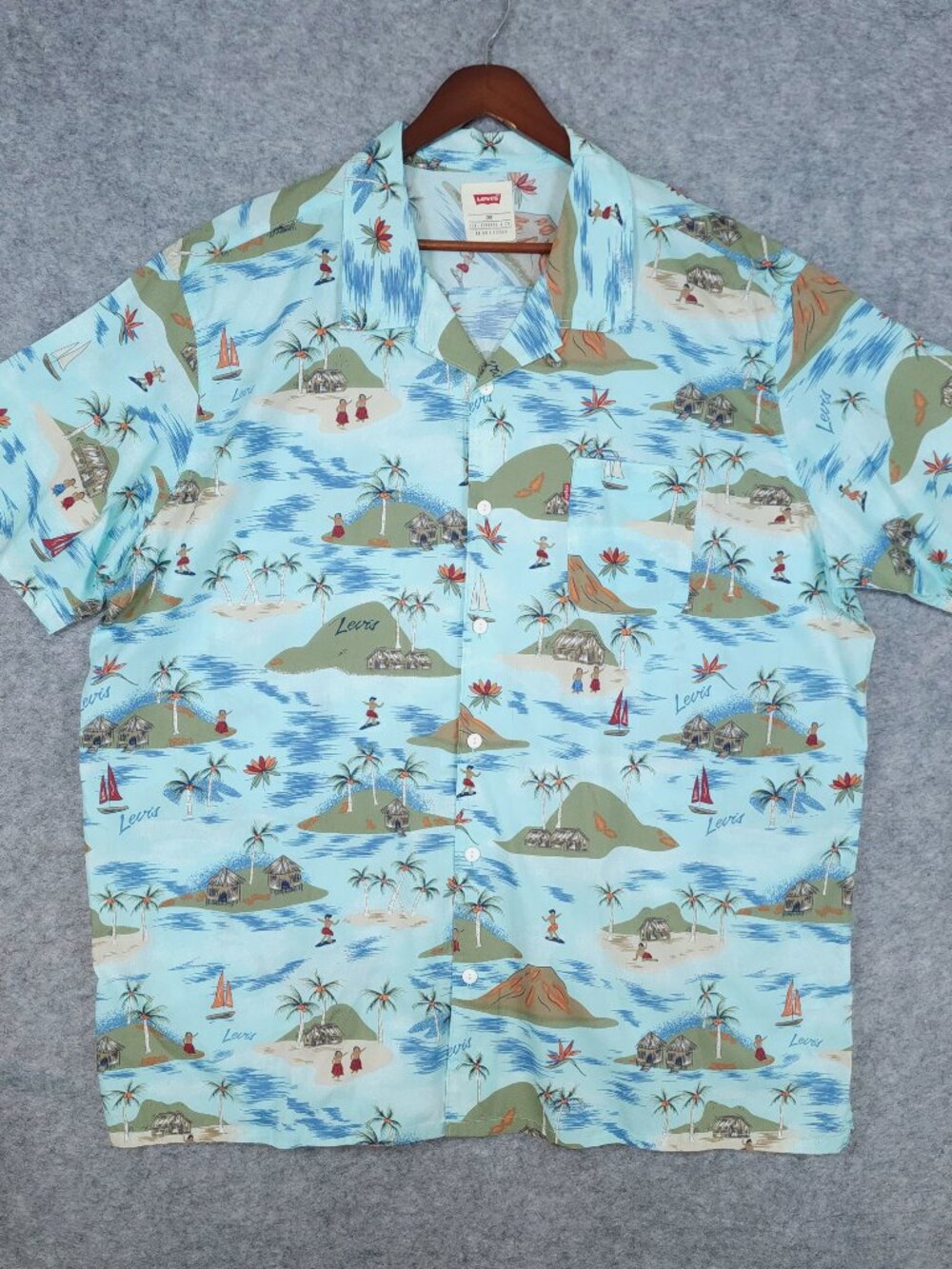 Levi's Big Tall 3XLT Camp Shirt Light Blue Hawaiian Hula Girls Island Print